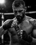 MMA fighter fueling with Raspberry Lemon Pouch